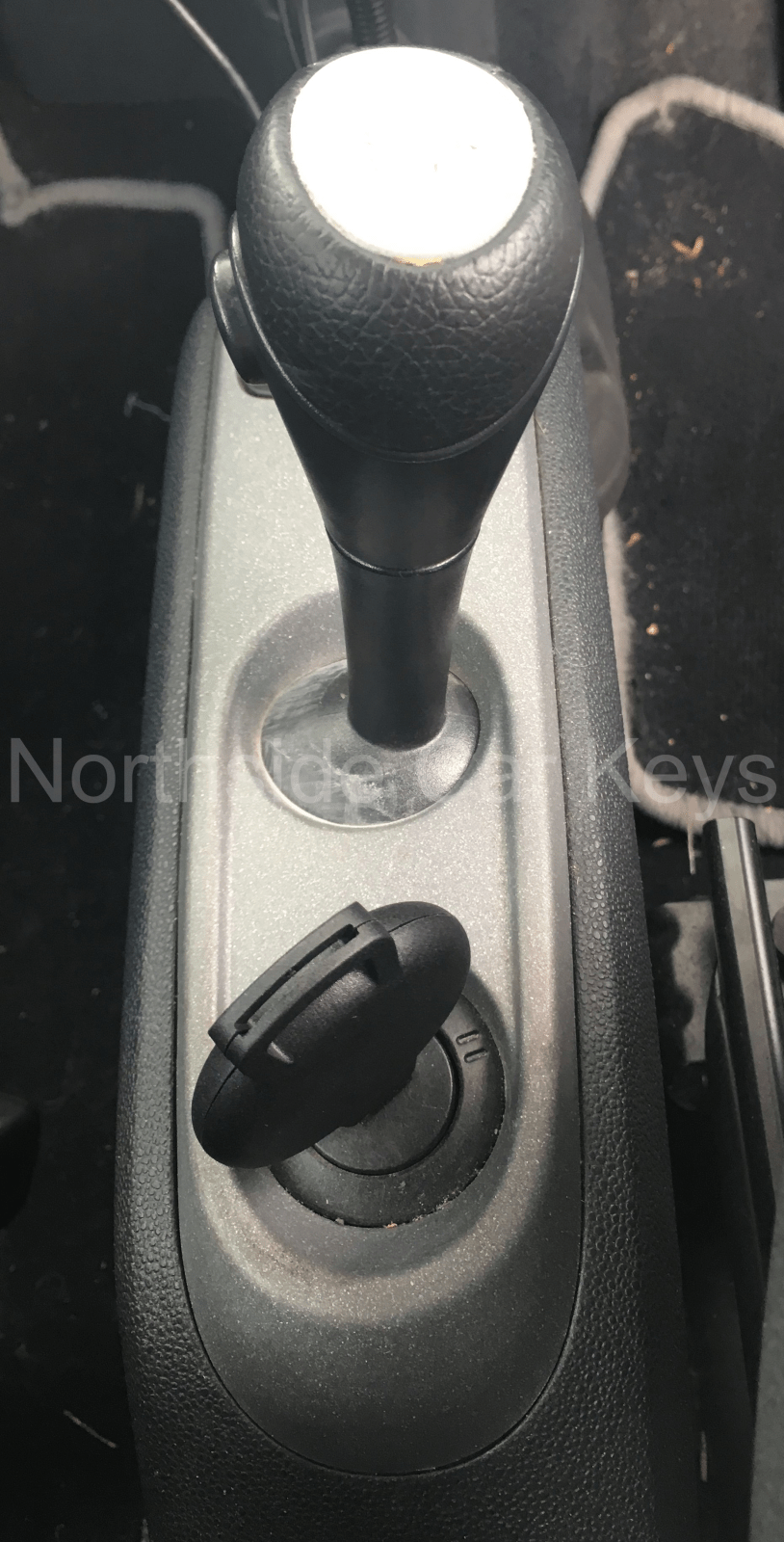 2009 SMARTCAR FORTWO COUPE Replacement key in ignition